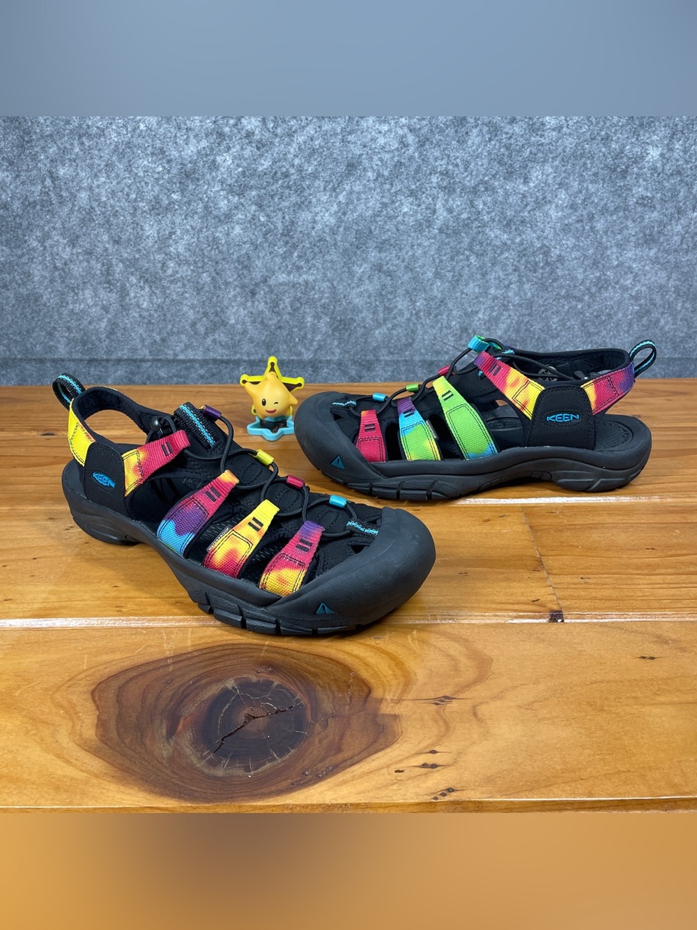 KEEN Newport H2 WOMENS SIZE 11 Rainbow Tie Dye Waterproof Hiking Sandals 1018822